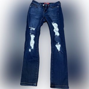 Junior girls guess blue jeans size 24. Work 3 times